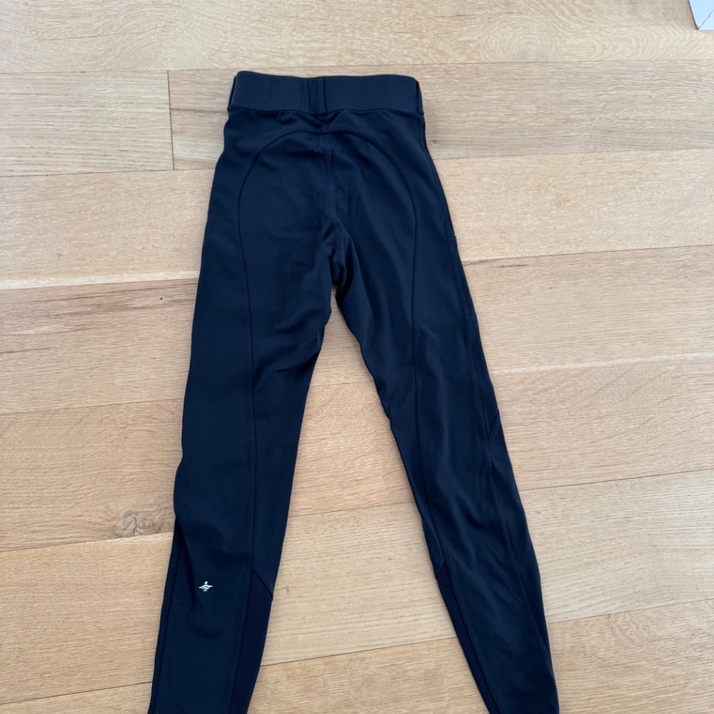 Halara legging - Picture 2 of 3